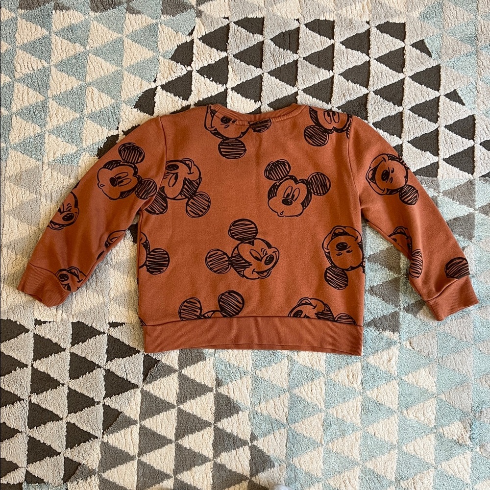 Disney Mickey Mouse Sweatshirt/ Boys/ Size 4T - Picture 5 of 6